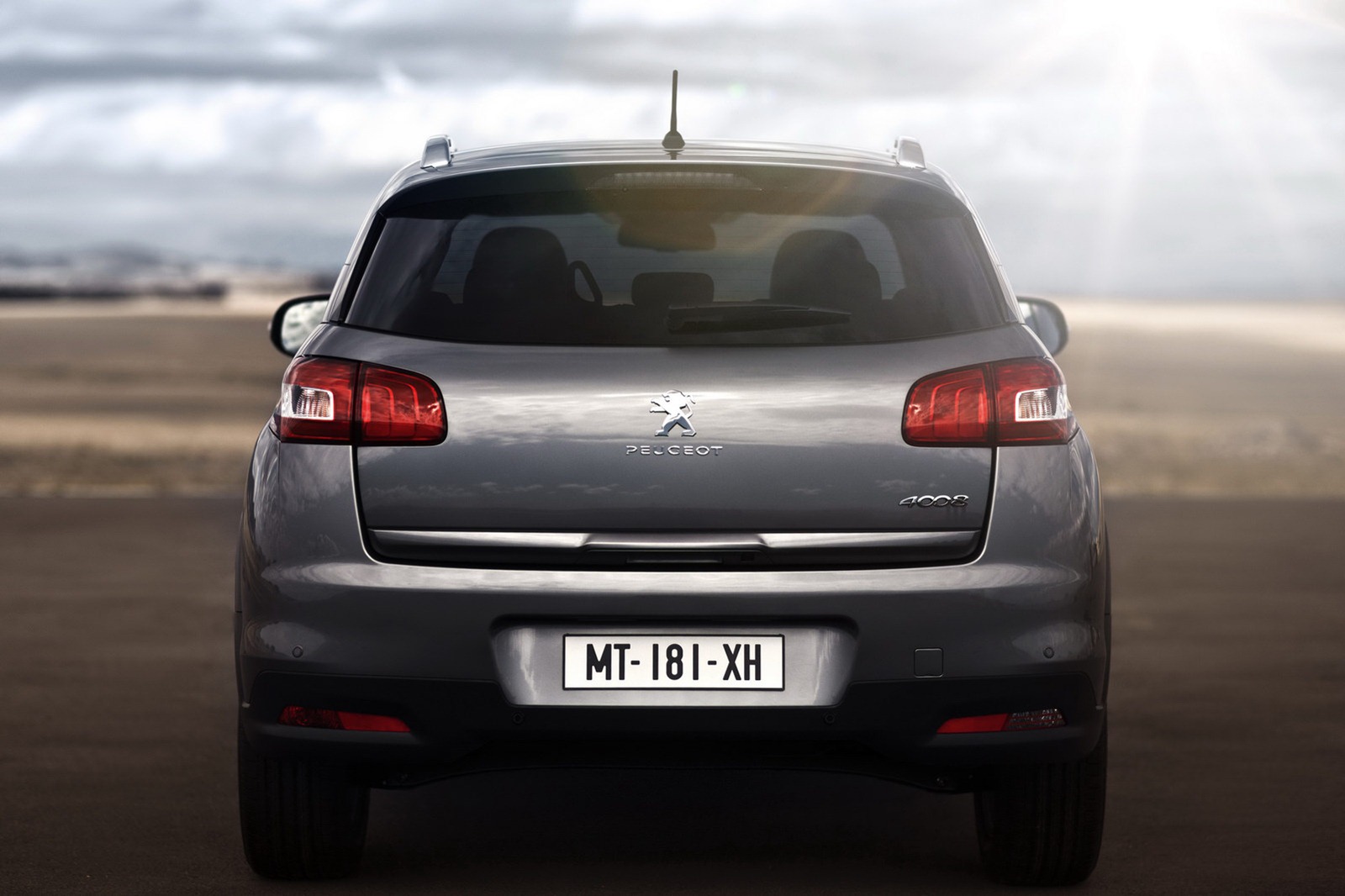 [Peugeot-4008-SUV-10%255B4%255D.jpg]