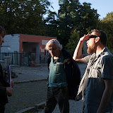 Harald Gerhard and Ludger talking about the performance at the entrance.
