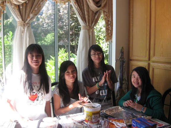gdpt chanh tam, Oanh Vũ Nữ Làm Bánh, gdpt, chanhtam, www.chanhtam.org gdpt chanh tam, Oanh Vũ Nữ Làm Bánh, gdpt, chanhtam, www.chanhtam.org