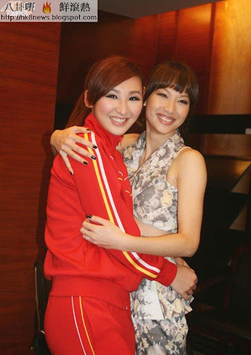 徐子珊（右）祝高海寧25歲生日快樂。