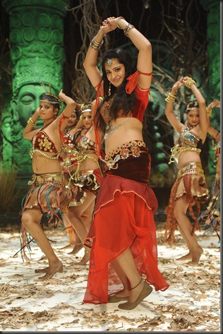 actress_anushka_shetty_latest_item_dance_photos