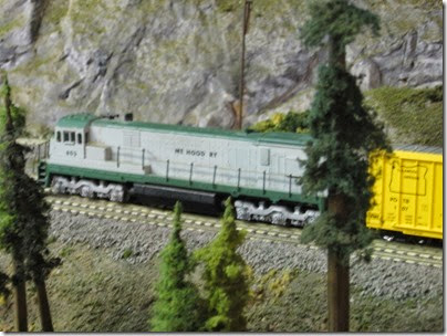 IMG_0397 U30C #803 on the Mount Hood Model Engineers HO-Scale Layout in Portland, Oregon on March 8, 2008 IMG_0397 U30C #803 on the Mount Hood Model Engineers HO-Scale Layout in Portland, Oregon on March 8, 2008