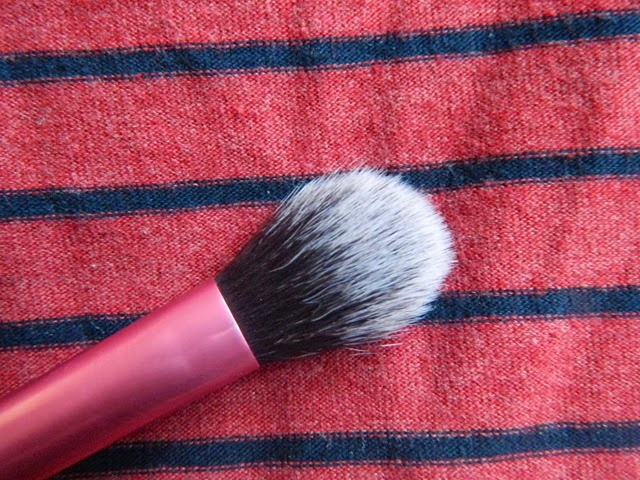 Real Techniques setting brush review