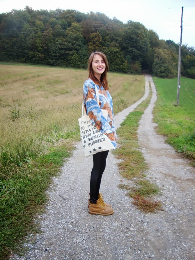 tote bag streetstyle