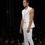 Philippine Fashion Week Spring Summer 2013 Milanos (20).JPG