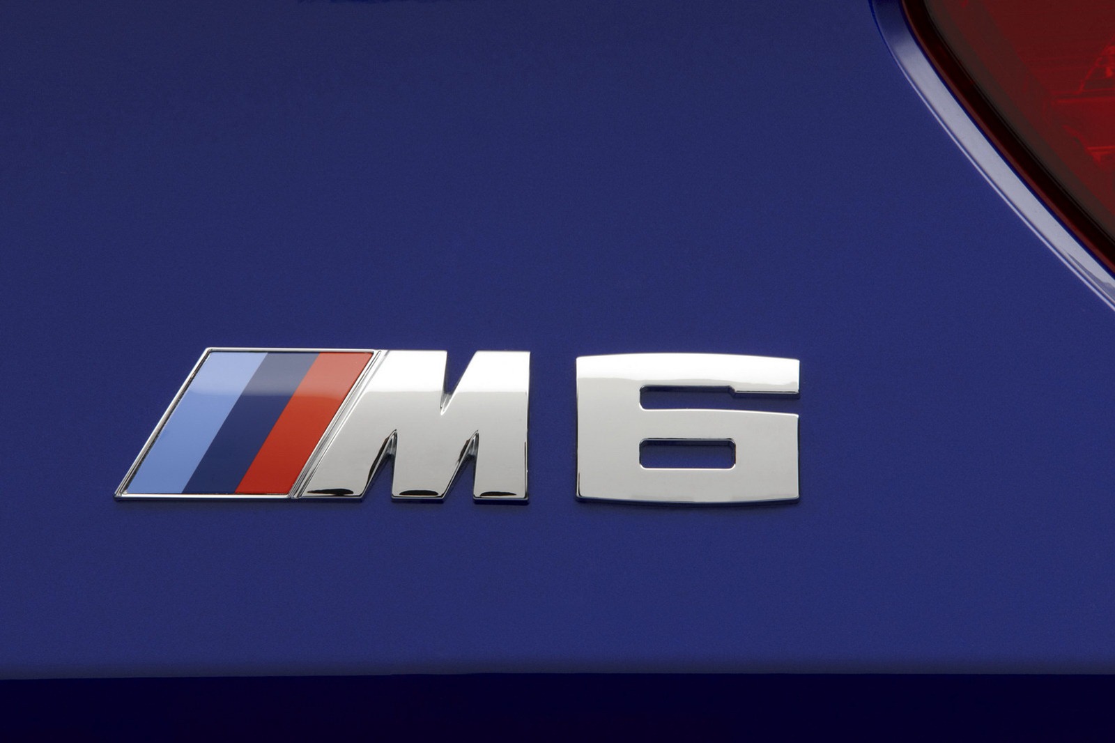 [2012-BMW-M6-28%255B4%255D.jpg]