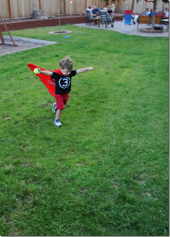 2011 08 13_full moon superhero 2011 08 13_full moon superhero
