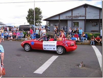 IMG_2562 1989-1997 Mazda MX-5 Miata with Junior Court Queen Hannah in the Rainier Days in the Park Parade on July 15, 2006