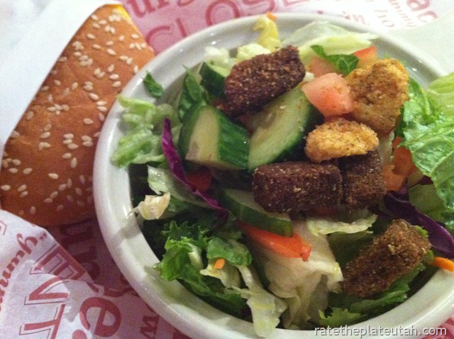 [Red%2520Robin%2520Side%2520Salad.jpg]