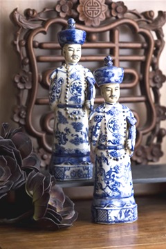blue and white chinese emperor figurines