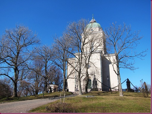 suomenlinna church