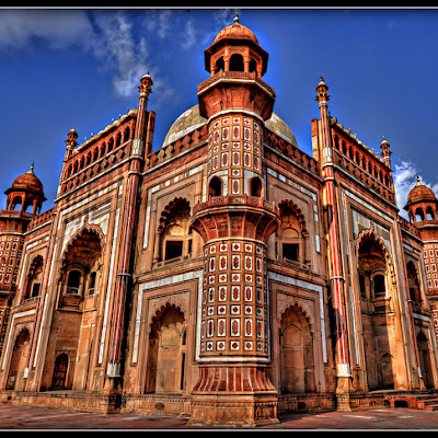 Safdarjung's Tomb, New Delhi , Source: http://www.flickr.com/photos/98097439@N00/5003104843 5003104843.jpg