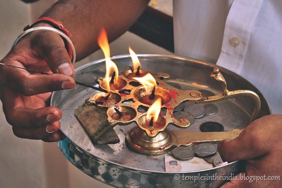 Arti-deepa Arti-deepa