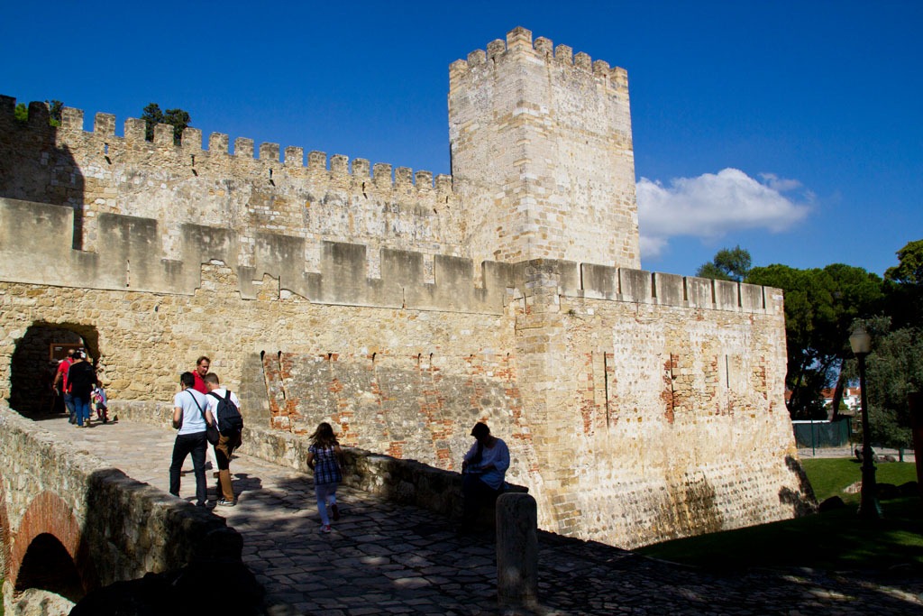 [Lisbon-St-George-castle24.jpg]