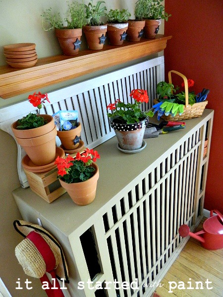 [potting_bench_summer_mantel_bird_eye_view%255B9%255D.jpg]