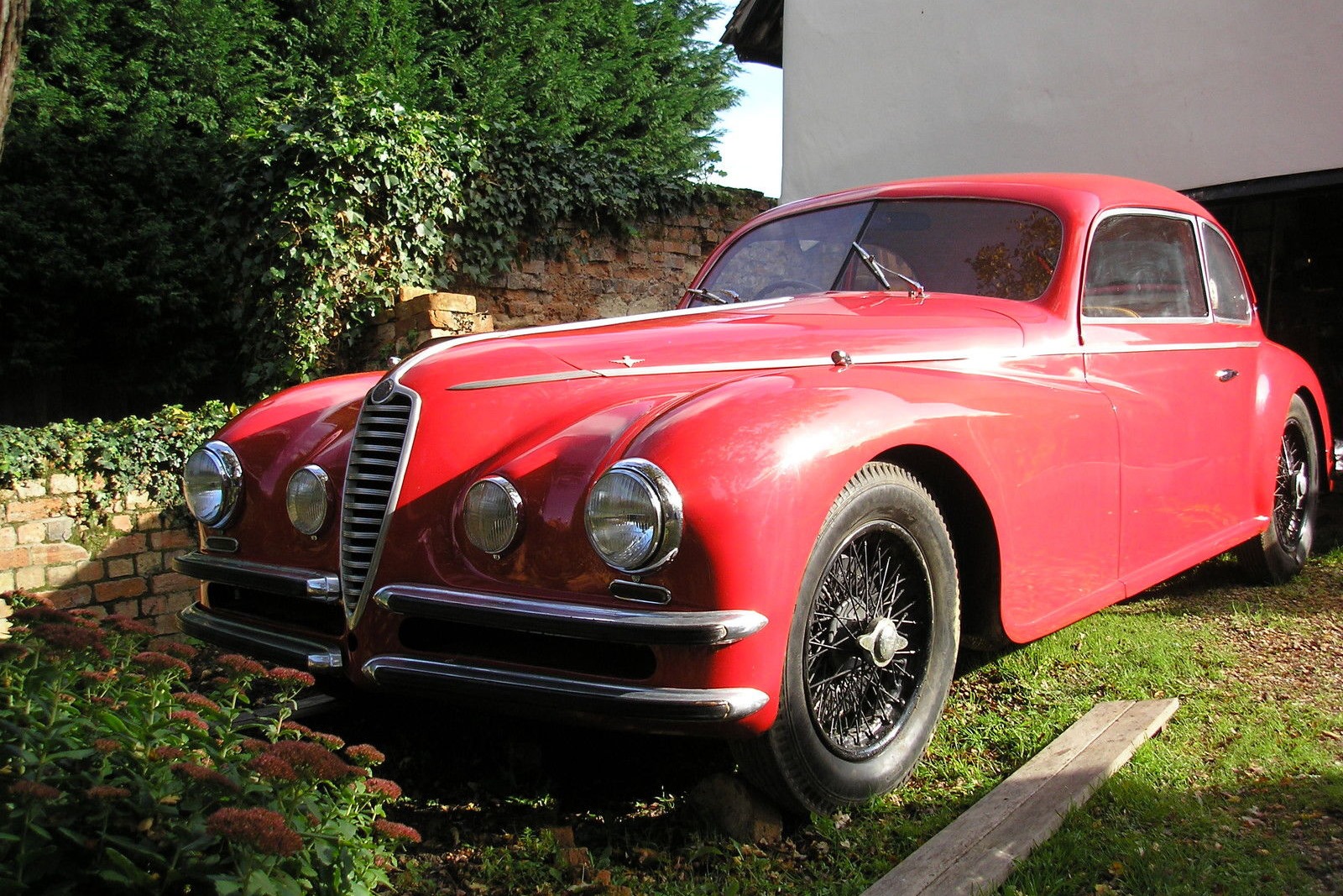 [1947-Alfa-Romeo-6C-2500-Sport-Berlinetta-Coupe-1%255B3%255D.jpg]