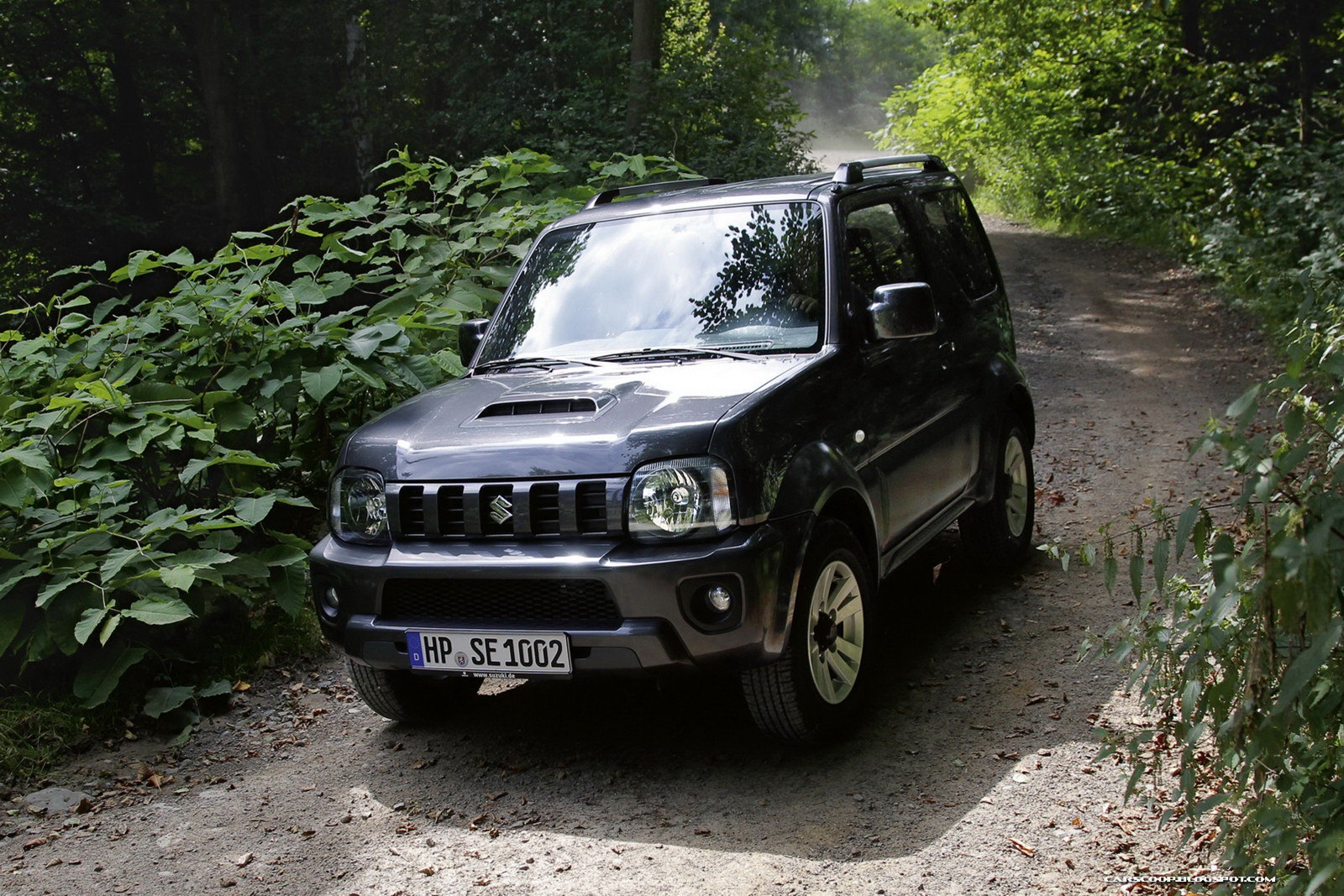 [2012-Suzuki-Jimny-Facelift-carscoop3%2520%25282%2529%255B3%255D.jpg]