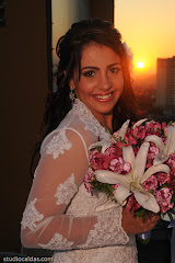 Fotos do evento Tatiane + Eduardo. Foto numero 0023 do Studio Caldas, do Rio de Janeiro, RJ. Lincoln Caldas e equipe fazem fotos de casamento (fotografias de casamentos), fotos de making-of (making of de noiva), fotos em estudio (ensaios fotograficos), fotos de casal (ensaios fotograficos de e-session), fotos de familia, videos de casamento (filmagem de casamentos), videos de making-of e clipes de casamento. Fotojornalismo e videojornalismo no Rio de Janeiro, RJ. fotos casamento rio de janeiro fotografias casal rj foto eventos familia noiva ensaio fotografico videos galeria noivas fotografo evento casar retrato fotografía álbum fotografia fotográfico penteados formatura vestidos madrinha festas casamentos