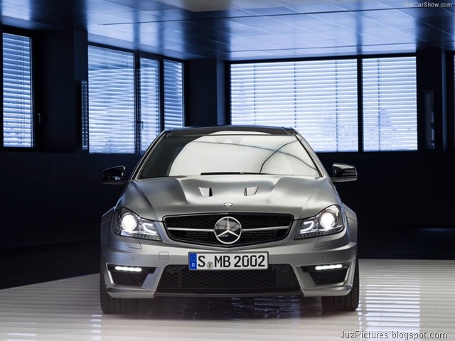 [Mercedes-Benz-C63_AMG_Edition_507_2014_800x600_wallpaper_06%255B2%255D.jpg]