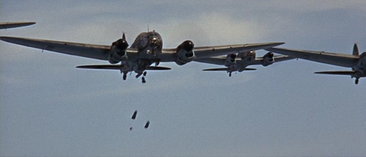 [BoB-He-111-Bombs-Away2.jpg]