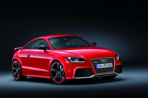 2013-Audi-TT-RS-Plus-01.jpg
