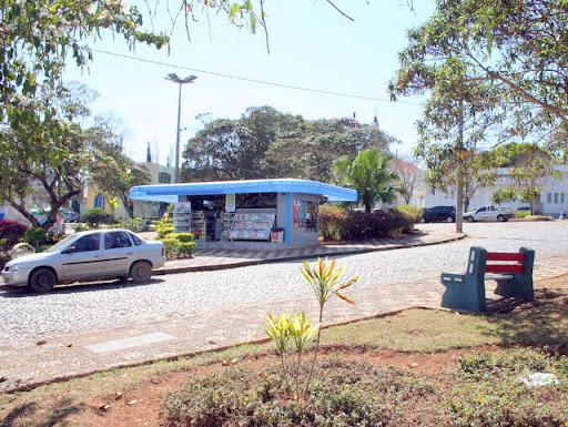 Banca Avenida II