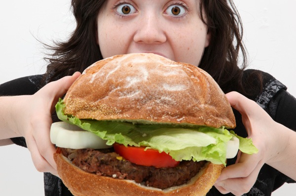 [woman-eating-giant-burger%255B5%255D.jpg]