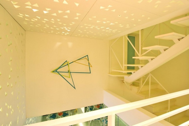 [dise%25C3%25B1o-escaleras-blancas%255B4%255D.jpg]