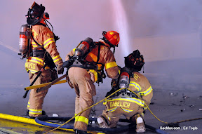 News_100705_ElkGroveDualResidentialFire_Mav-51.JPG