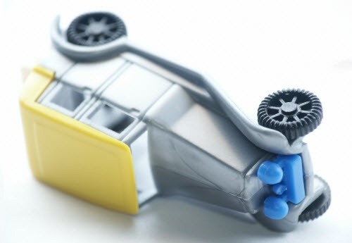 [toy%2520car%2520flipped%2520500x345%2520Photoxpress_560227%255B3%255D.jpg]