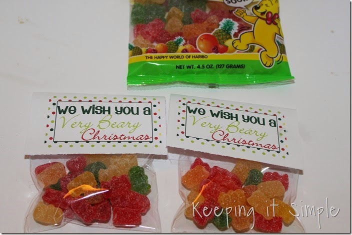 Neighbor gift idea- Sour gummy bears with printable tag (5)