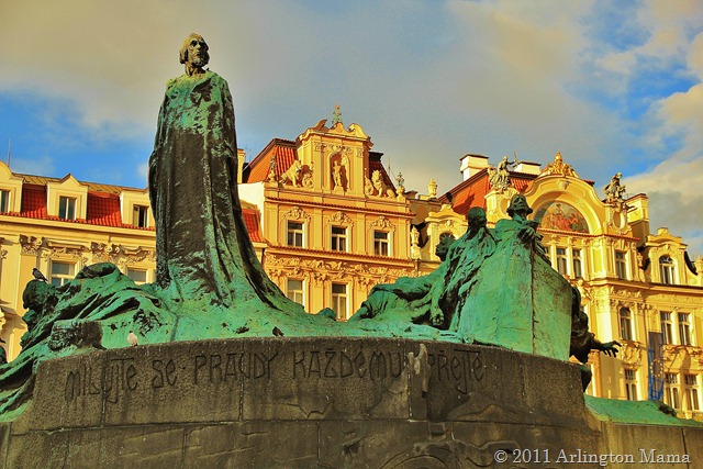 [Prague%2520113%255B3%255D.jpg]
