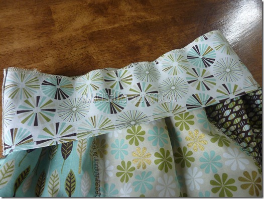 Crafty Cousins' Flouncy Bag Tutorial (37) Crafty Cousins' Flouncy Bag Tutorial (37)