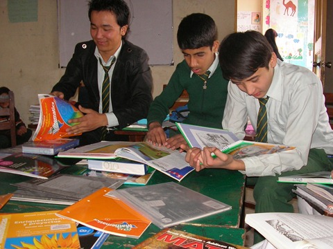 Rotary Books for the World_Hashoo Foundation Distribution (6) Rotary Books for the World_Hashoo Foundation Distribution (6)