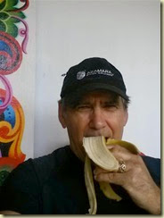 20140304_trying banana at Eloy Alfaro (Small)
