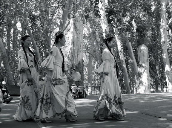 Turfan - Putaogou 3 danseuses
