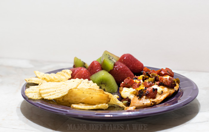 Fast Healthy Chicken Dinner. 3 Pepper Chicken. Holiday Memories with Mezzetta! This easy lunch or dinner recipe will have you sailing through the holidays. Casual enough for everyday, but colorful enough for a holiday feast! Features 3 different peppers and packs a flavorful punch! All in less than 20 minutes! There is also a coupon for Mezzetta products as well as a chance to win 1 of 31 Holiday Gift Baskets! #MezzettaMemories #SharingJoy #Chicken #Peppers #Easy #dinner #recipe Fast Healthy Chicken Dinner. 3 Pepper Chicken.Holiday Memories with Mezzetta! This easy lunch or dinner recipe will have you sailing through the holidays. Casual enough for everyday, but colorful enough for a holiday feast! Features 3 different peppers and packs a flavorful punch! All in less than 20 minutes! There is also a coupon for Mezzetta products as well as a chance to win 1 of 31 Holiday Gift Baskets! #MezzettaMemories #SharingJoy #Chicken #Peppers #Easy #dinner #recipe