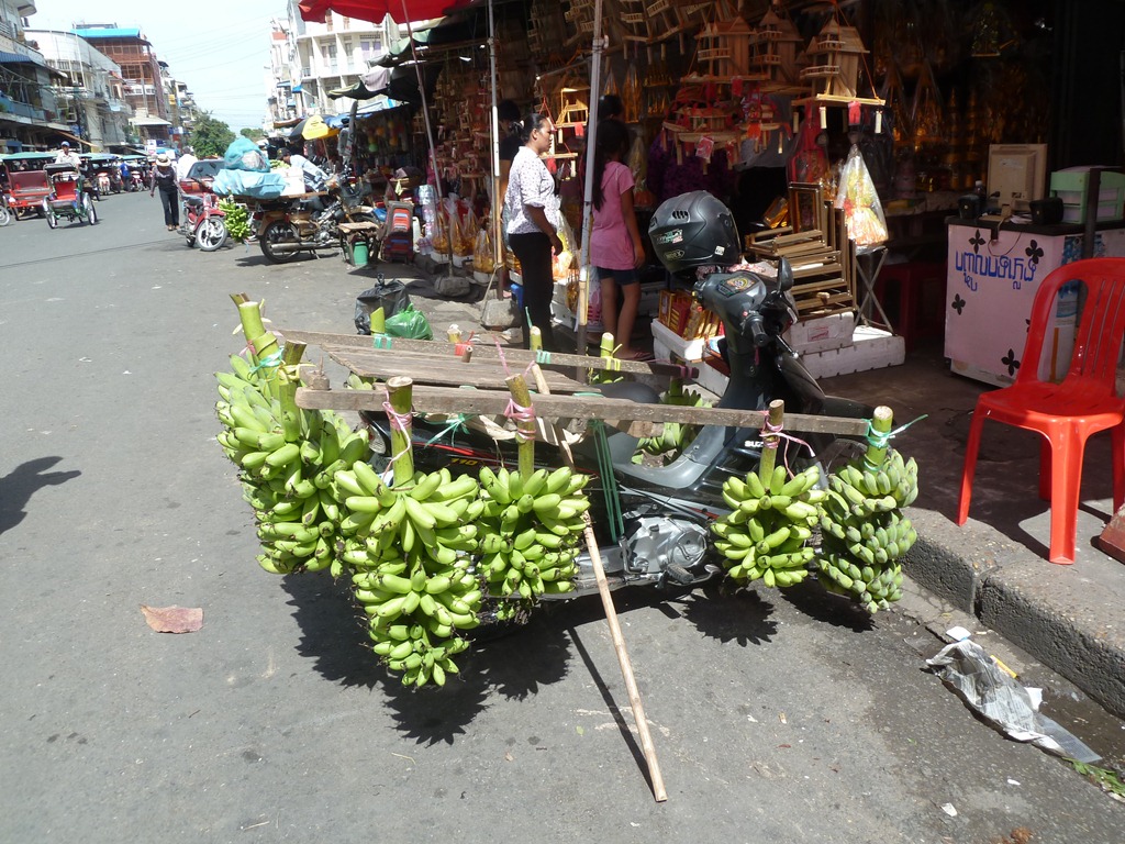 [Cambodia-Phnom-Penh-Market-30-August%255B11%255D.jpg]
