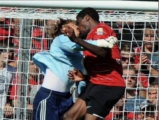 2 imágenes chistosas del fútbol