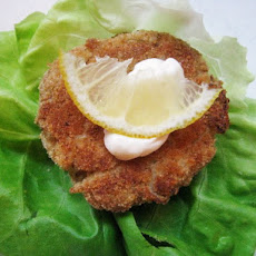 Sunday Brunch: Crab Cakes with Lemon Mayonniase