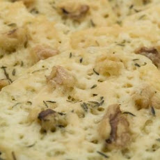 Cheddar Walnut Crisps