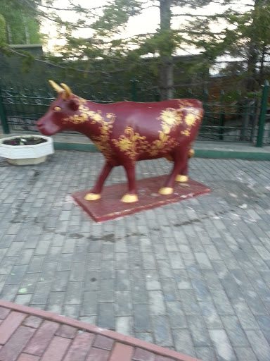 Корова-хохлома