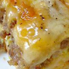 Sausage, egg and biscuits casserole
