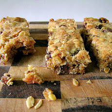 Almond-Oat Bars