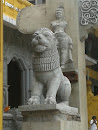 Lion Sculpture at Makulluduwa Temple 