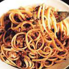 Linguine with Rach's Cupboard Red Clam Sauce