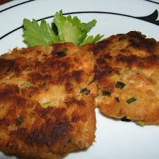 Salmon Cakes With Lemon - Herb Mayonnaise