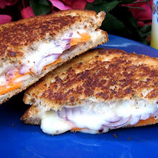 Easy, Spicy, Veggie Grilled Cheese