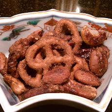 Sweet and Spicy Pretzel and Nut Mix