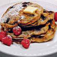 Crunch-Berry Pancakes